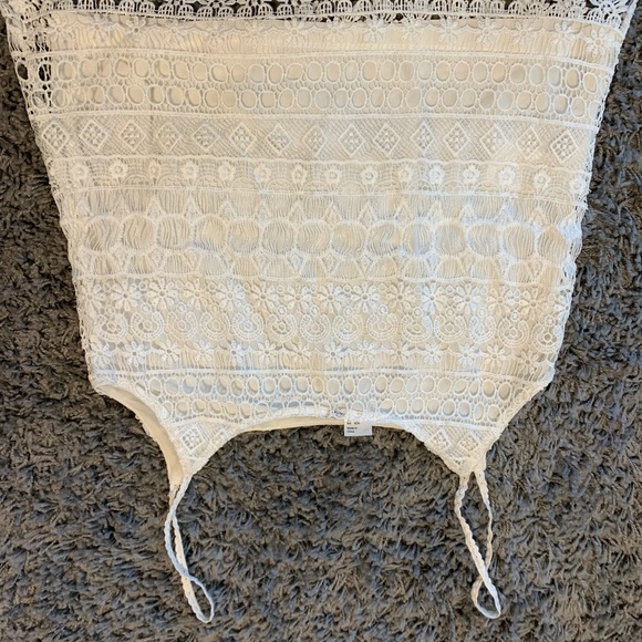 H&M Bodycon White Lace Crop Top - Picture 5 of 6